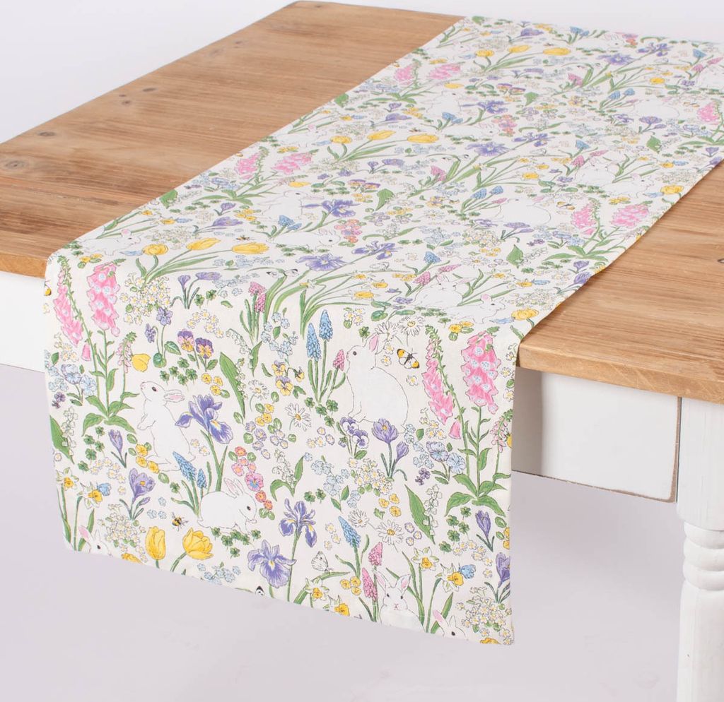 Tischläufer Rabbit Spring Fever weiß bunt 40x160cm von SCHÖNER LEBEN.