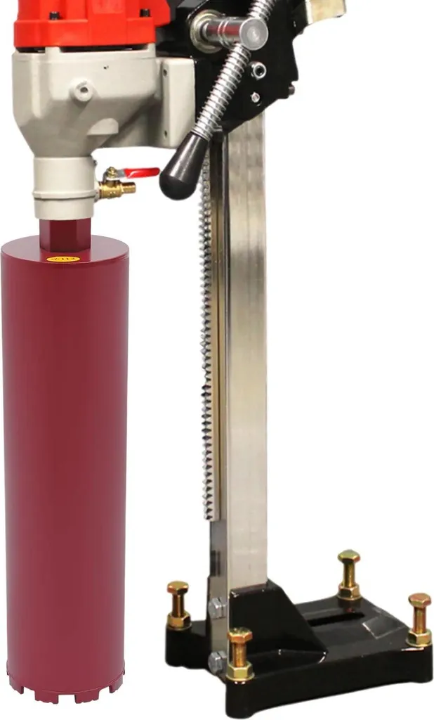 Couronne diamantée 112 mm longue durée pour béton armé et brique M22