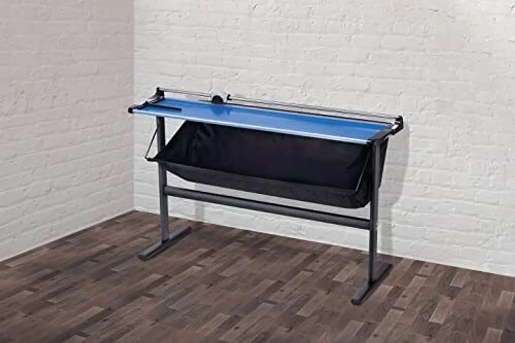 Coupez vos plans et affiches avec le massicot DAHLE 558 spécial ateliers - 7