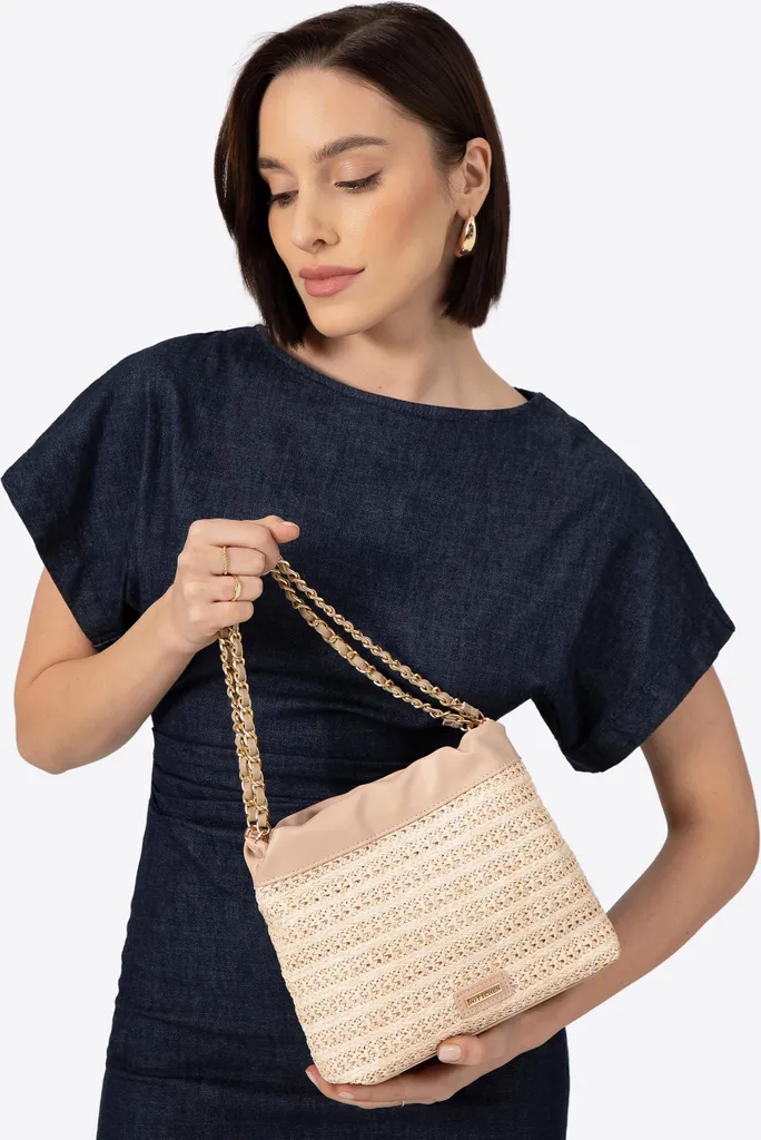 Sac bandoulière beige avec chaînes dorées en polypropylène tissé léger