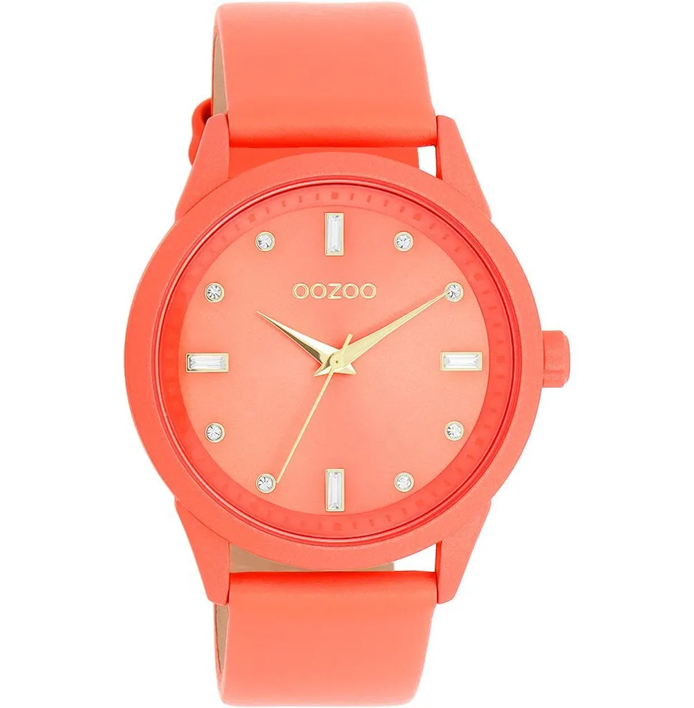 Montre femme Oozoo orange cuir UOC11285 : confort et lisibilité assurés