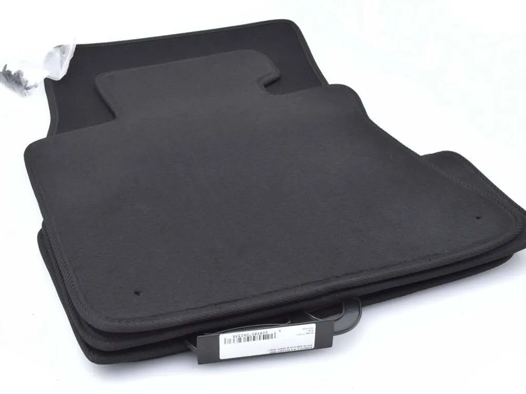 Tappetini BMW Serie 6 E63 Coupé Velours Nero - Qualità Originale 4 Pezzi