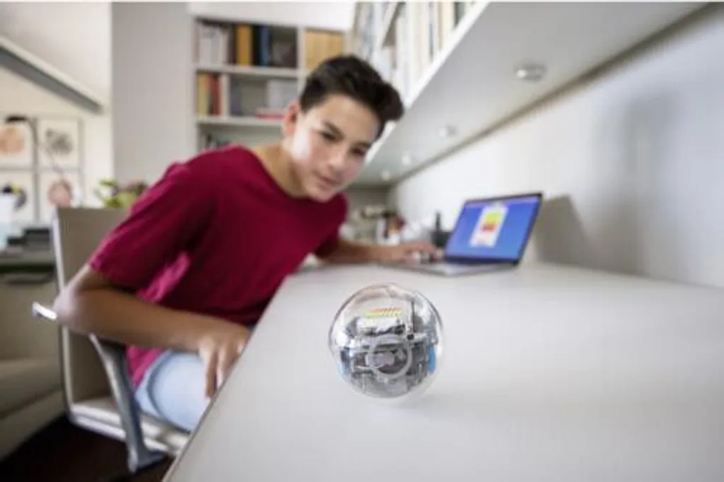 Sphero BOLT Robot Éducatif Programmable - Balle Robotique Transparente - 19