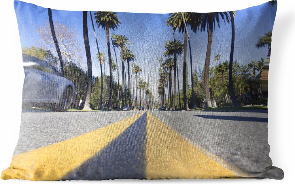 MuchoWow Outdoor Kissen - Blick auf die Straße in Beverly Hills in Amerika - 60x40 cm - Wetterfest - Lounge Kissen - Zierkissen - Kissen für In...