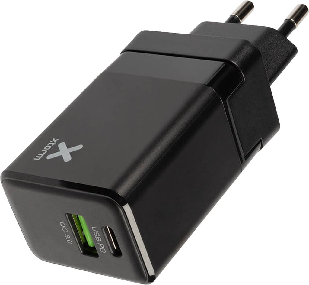 20W Netzteil USB-C + USB Anschlüsse, EU, UK, US Netzstecker, Xtorm Volt Schwarz