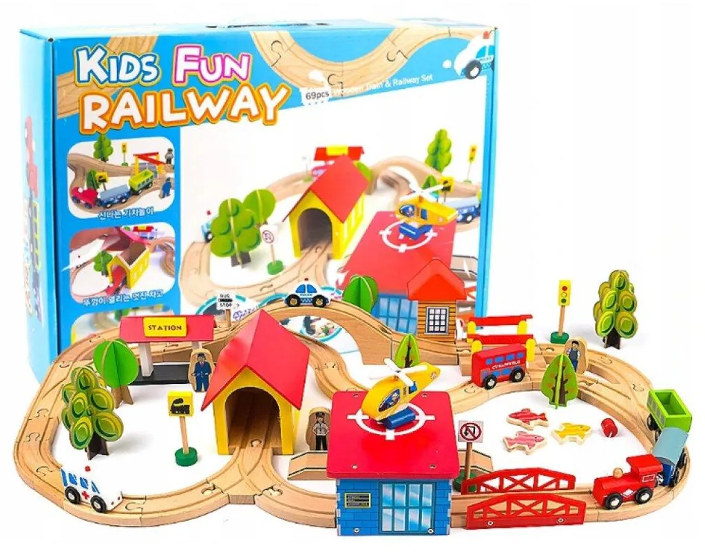 Circuit de chemin de fer en bois avec rails voitures et arbres 80 pièces