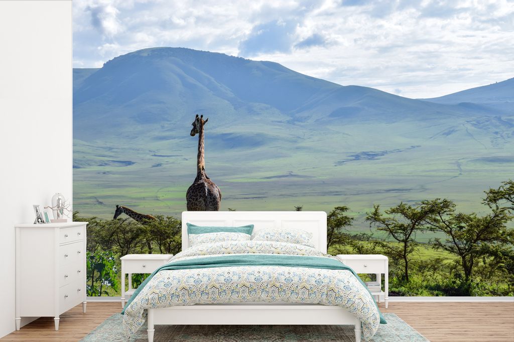 MuchoWow Fototapete für Wohnzimmer oder Schlafzimmer Wandtapete Vinyl Motivtapete Giraffen zwischen den Bäumen im Ngorongoro-Krater - 450x300 c...