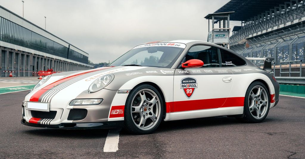 mydays Porsche 911 GT3 selber fahren ab 14 Jahre (4 Rd.); Erlebnis verschenken oder selbst erleben; Gutschein für 1 Person(en)