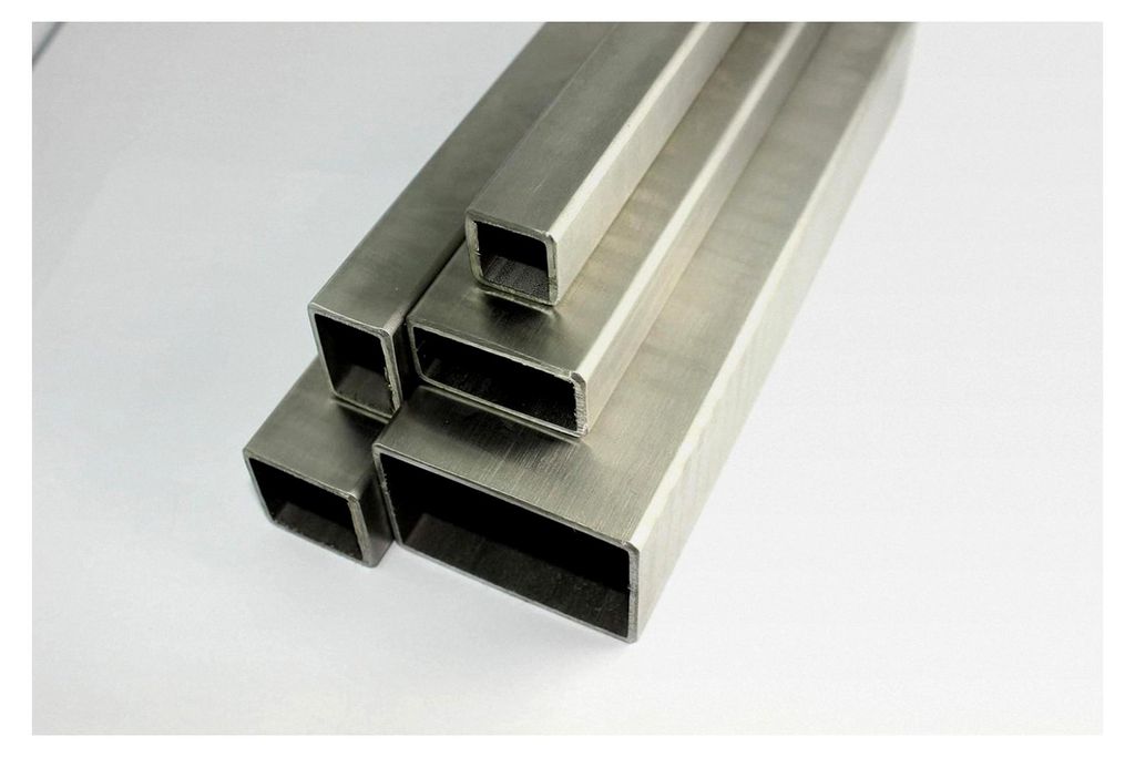 Edelstahl Vierkantrohr Rechteckrohr 80x60x2,0mm Länge 1000mm Geländer Quadratrohr V2A geschliffen Korn 240 Pfosten