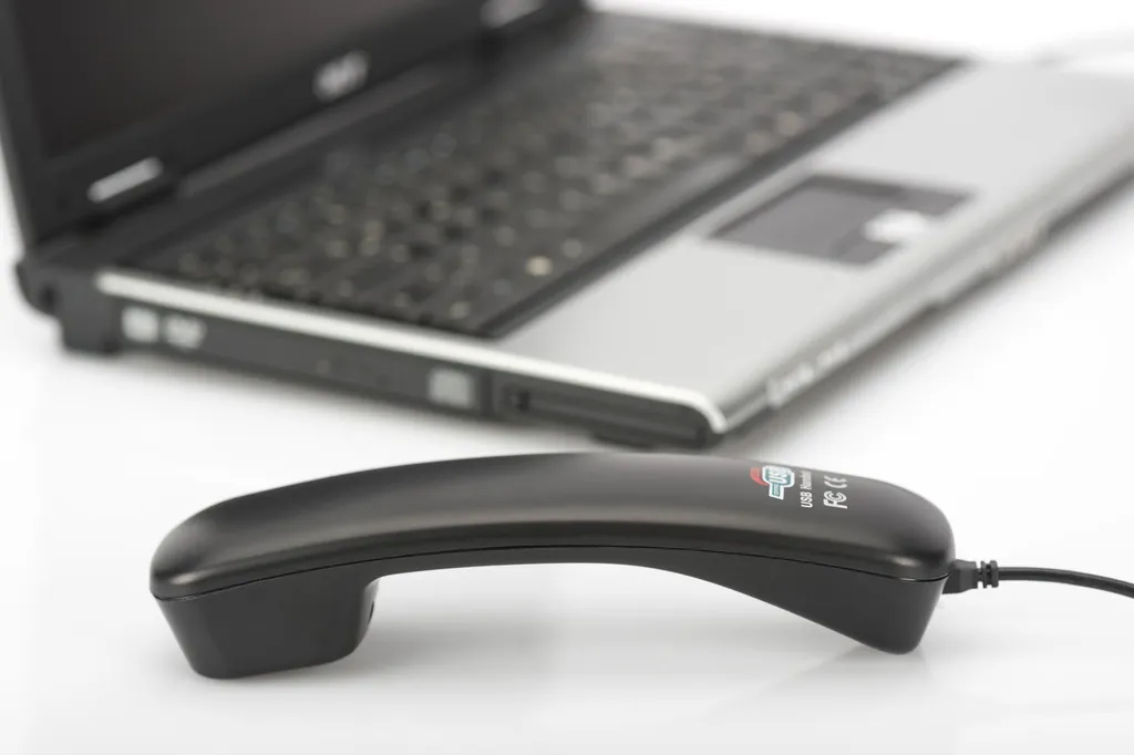 Téléphone pour Appels Skype sur PC avec Branchement USB Simple et Rapide