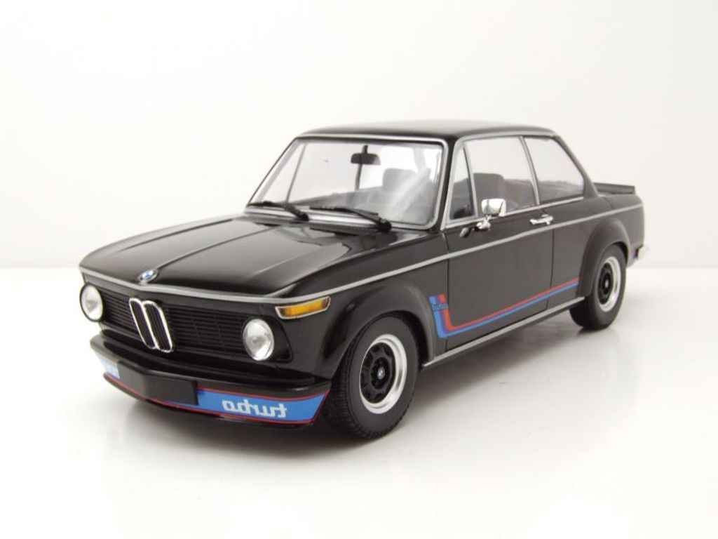 BMW 2002 Turbo 1973 schwarz Modellauto 1:18 Minichamps