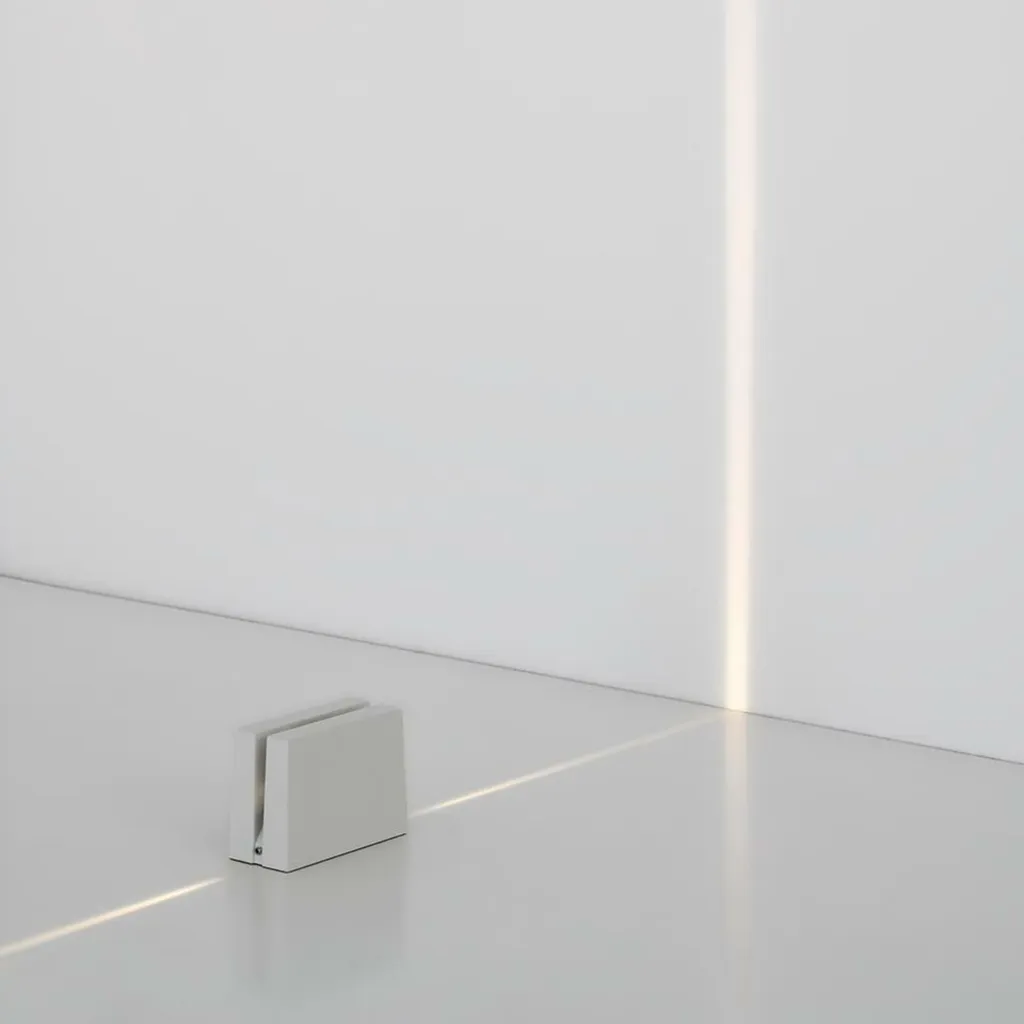 Lampe Design Antarktis Artemide Idéale pour Bureau et Salon Moderne