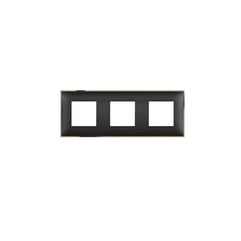 Plaque Legrand Classia triple noir et or pour interrupteur chic