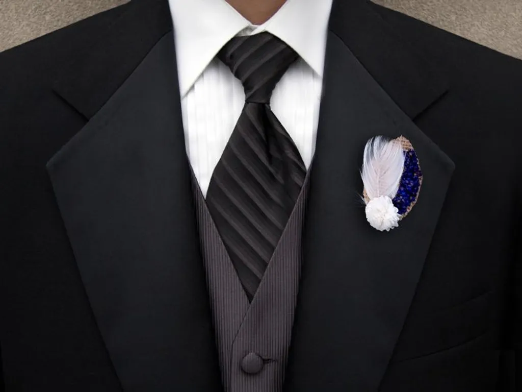 Fiore da Polso Matrimonio Iuta e Piume - 1 Pezzo Stile Vintage