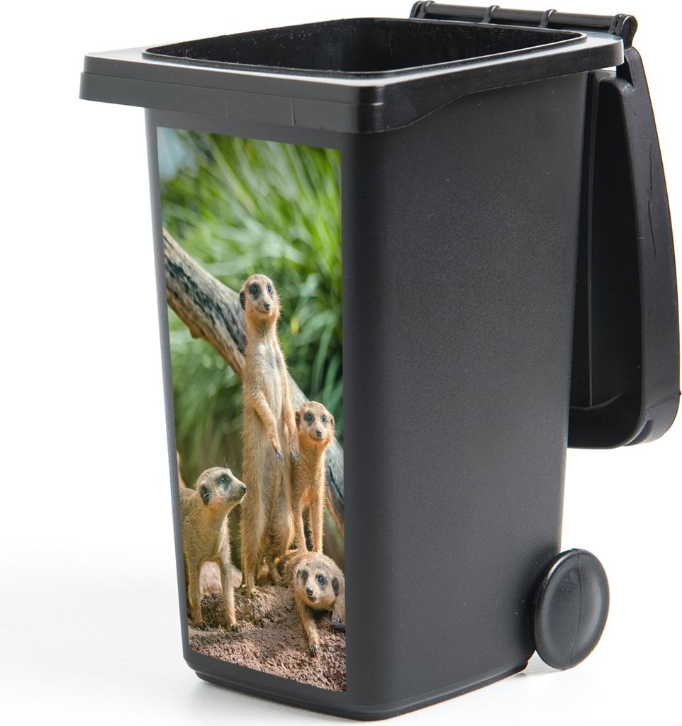 MuchoWow Mülltonnenaufkleber Familie - Tiere - Erdmännchen 38x80 cm - Behälteraufkleber - Mülleimer-Aufkleber - Container-Aufkleber