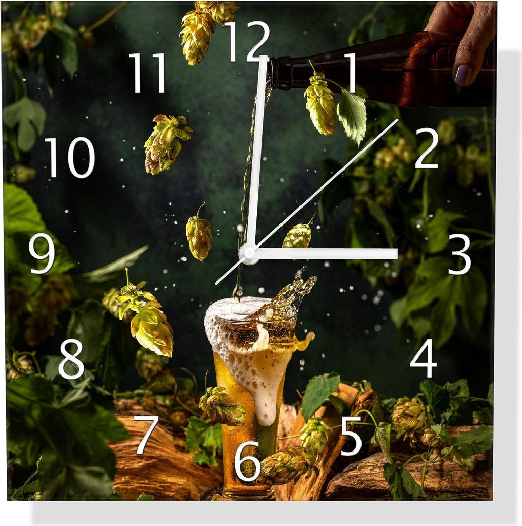 Wallario Design Wanduhr Braukunst - Hopfenkaltschale aus Echtglas, Größe 30 x 30 cm