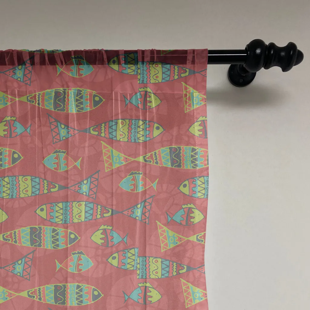ABAKUHAUS Arazzo con pesci, stile aborigeno, figure decorative di pesci, atmosfere etniche dai toni vivaci, tessuto satinato setoso per soggiorno e camera da letto, 220 cm x 274 cm, rubino chiaro e multicolore - 2