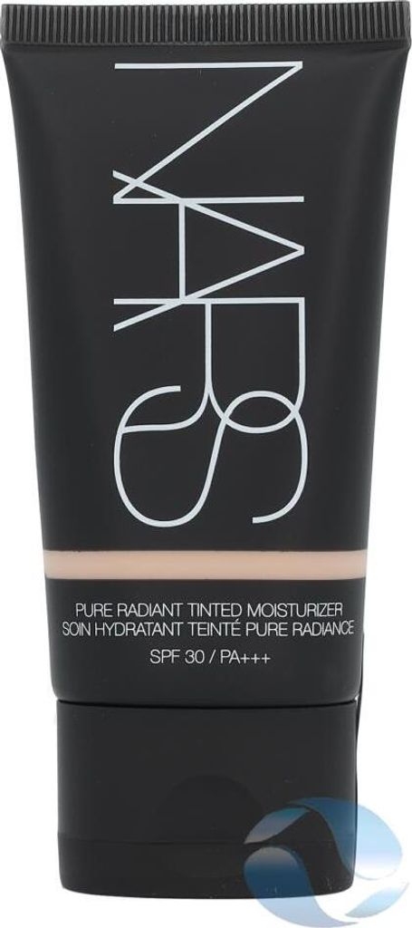 Nars Pure Radiant Tinted Moisturizer SPF30