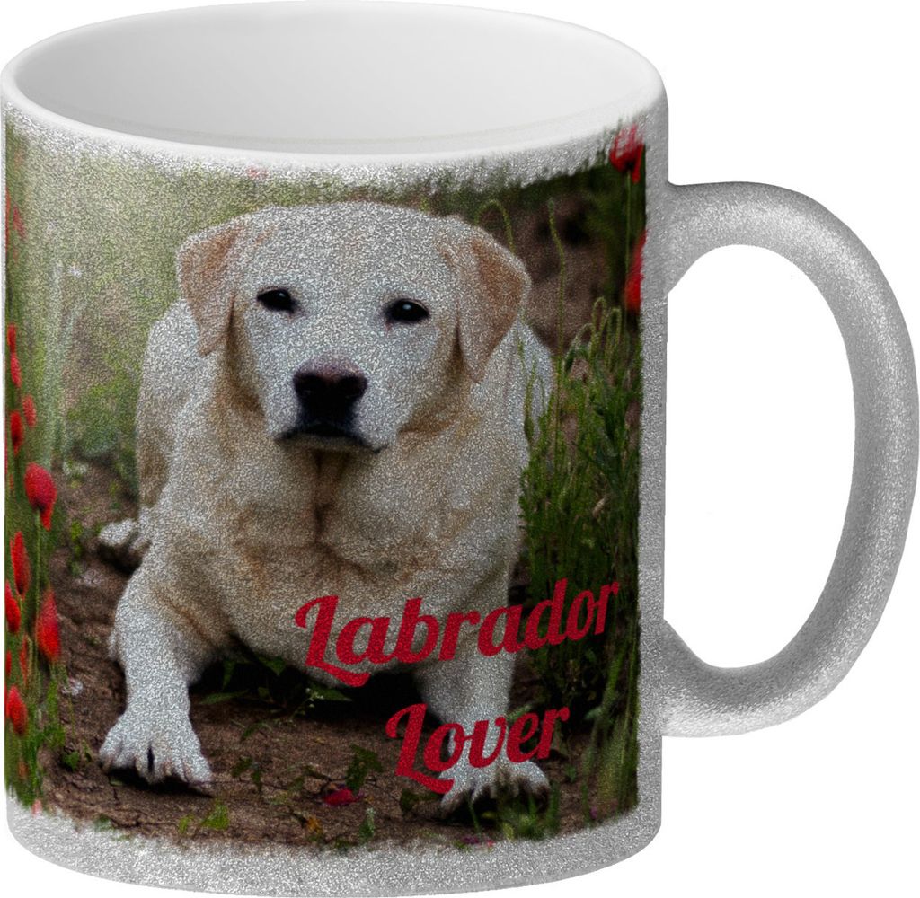 Kaffeetasse mit Fotomotiv Labrador Lover - Labrador im Mohnfeld