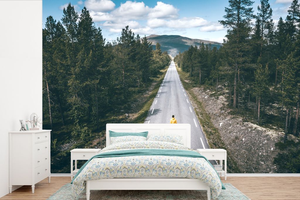 MuchoWow Fototapete für Wohnzimmer oder Schlafzimmer Wandtapete Vinyl Motivtapete Einsam in den Wäldern Norwegens - 390x260 cm - Papiertapete