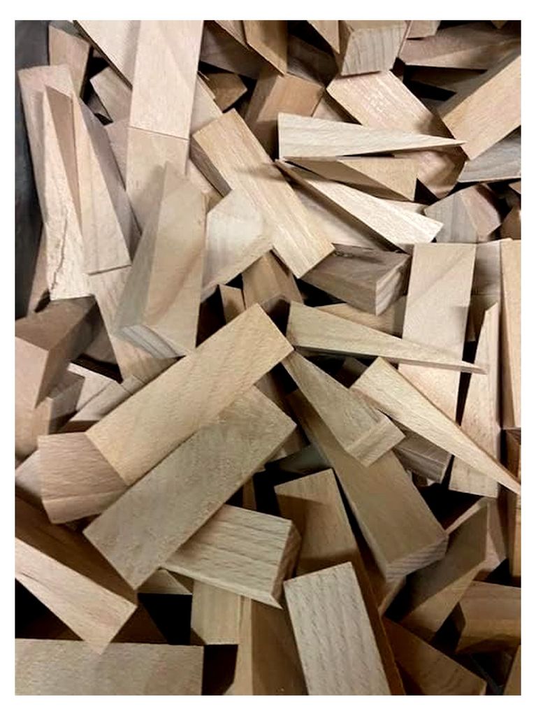 50 Stück Hartholz Holzkeile trocken gehobelt 45x28x10mm aus Baden-Württemberg