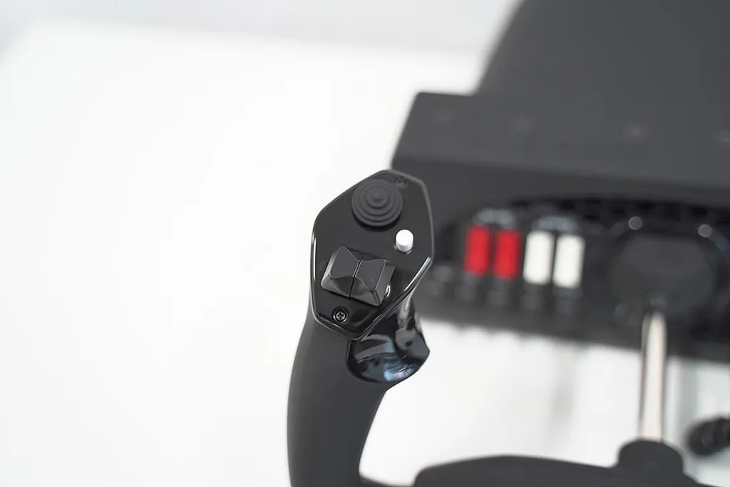 Joug de simulation Honeycomb Alpha Flight Controls avec panneau switch - 21