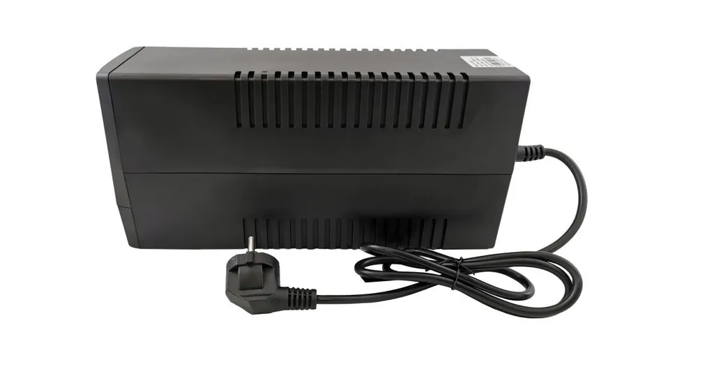 Onduleur interactif 650 VA Alantec avec régulateur AVR et 360W réels