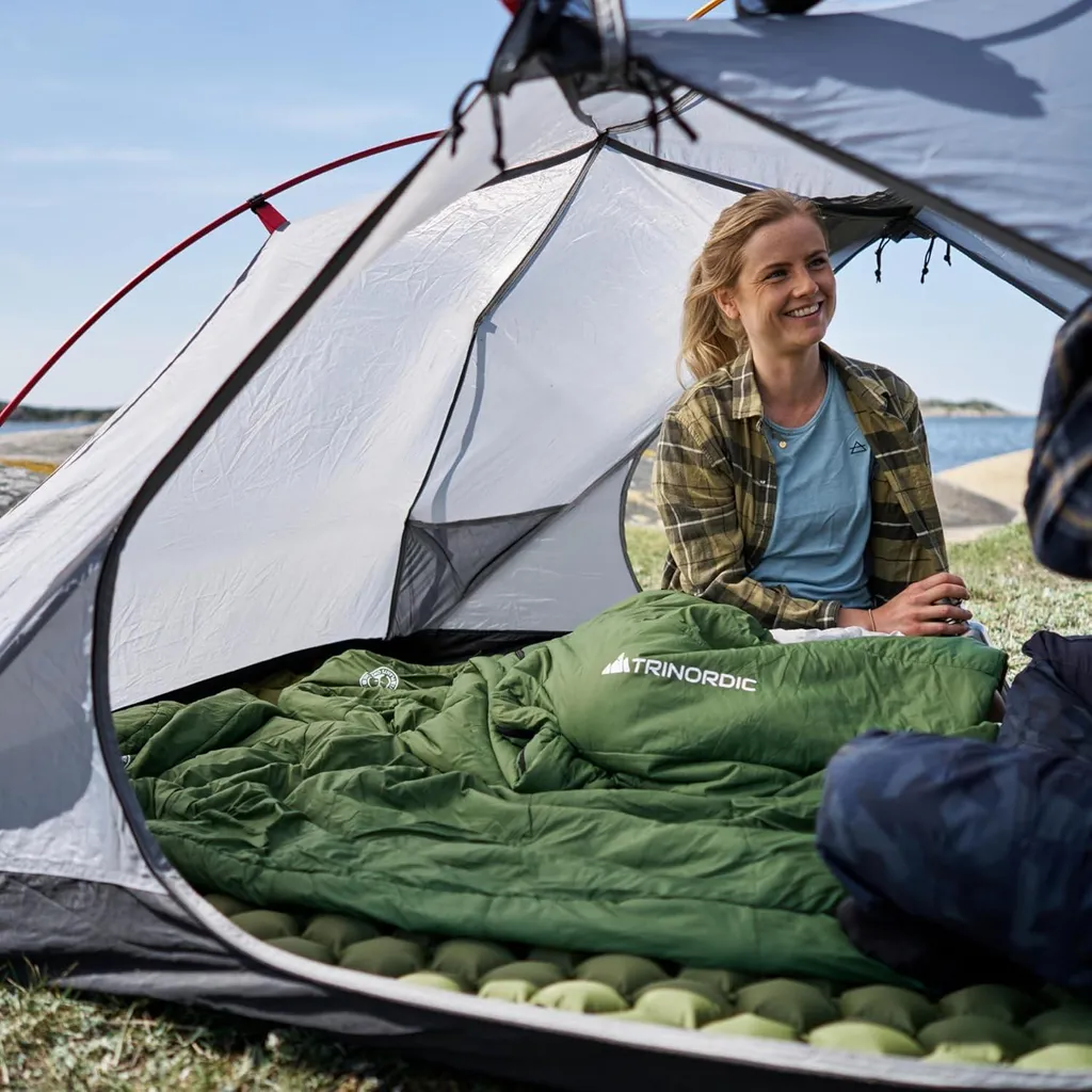 Matelas de camping gonflable ultra léger et robuste pour le bivouac vert