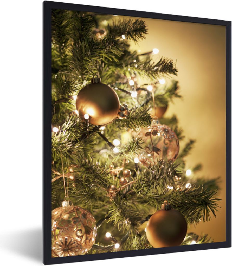 MuchoWow Gerahmtes Poster Ein Weihnachtsbaum mit bunten Kugeln 30x40 cm - Poster mit Schwarzem Bilderrahmen Wandposter Rahmen Foto Bilder - Wandd...