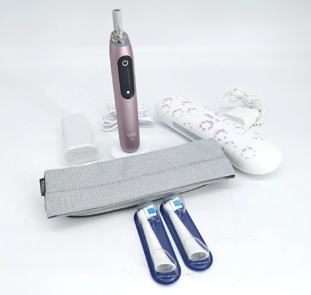 Brosse à dents Oral-B iO 9N avec indicateur de pression intelligent noir