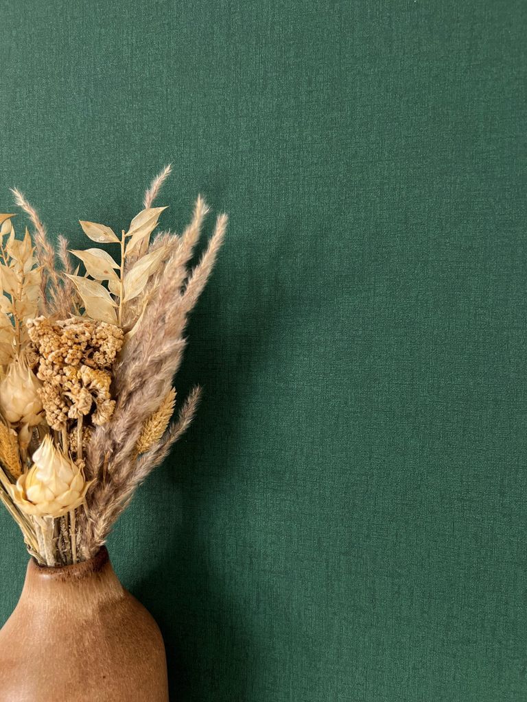 NEWROOM Tapete Grün Vliestapete Unifarbe - Unitapete Uni Dunkelgrün Waldgrün Struktur Leinen Optik Leinen-Optik Modern Struktur