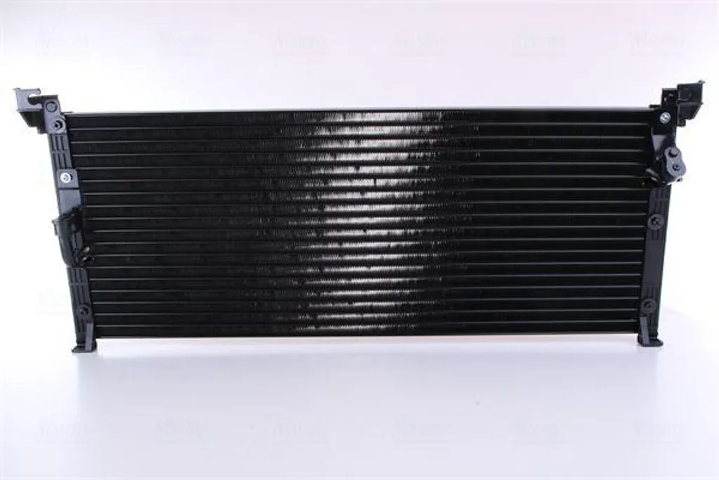 Condenseur de clim Nissens 94370 compatible Toyota RAV4 IV 2.0 2.2