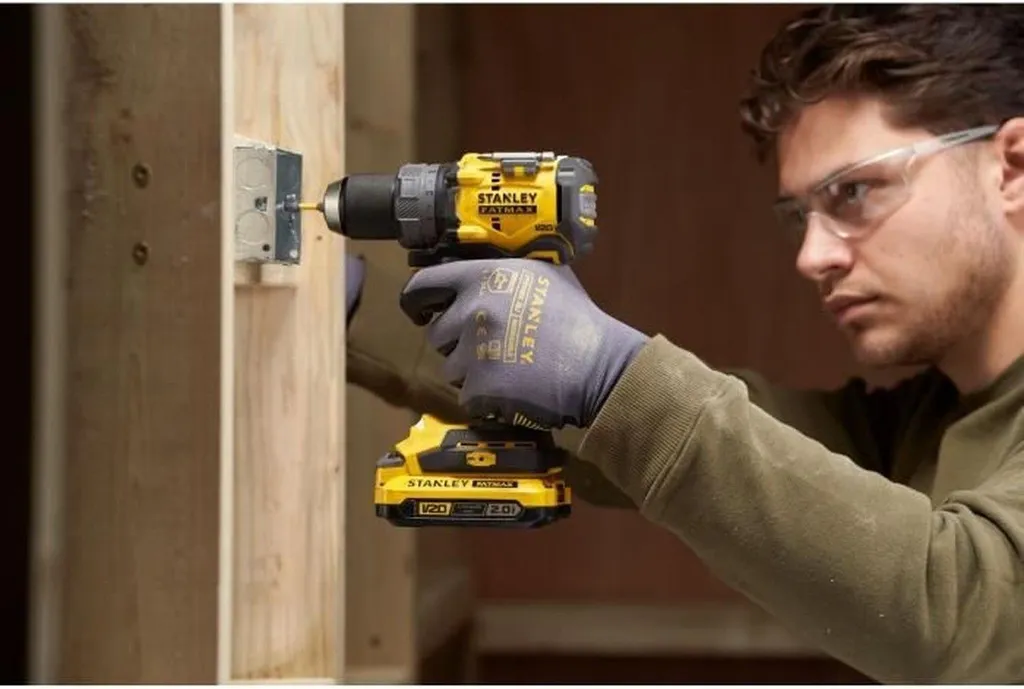 Perceuse STANLEY 18V pour travaux de rénovation maison SFMCD725D2K - 5