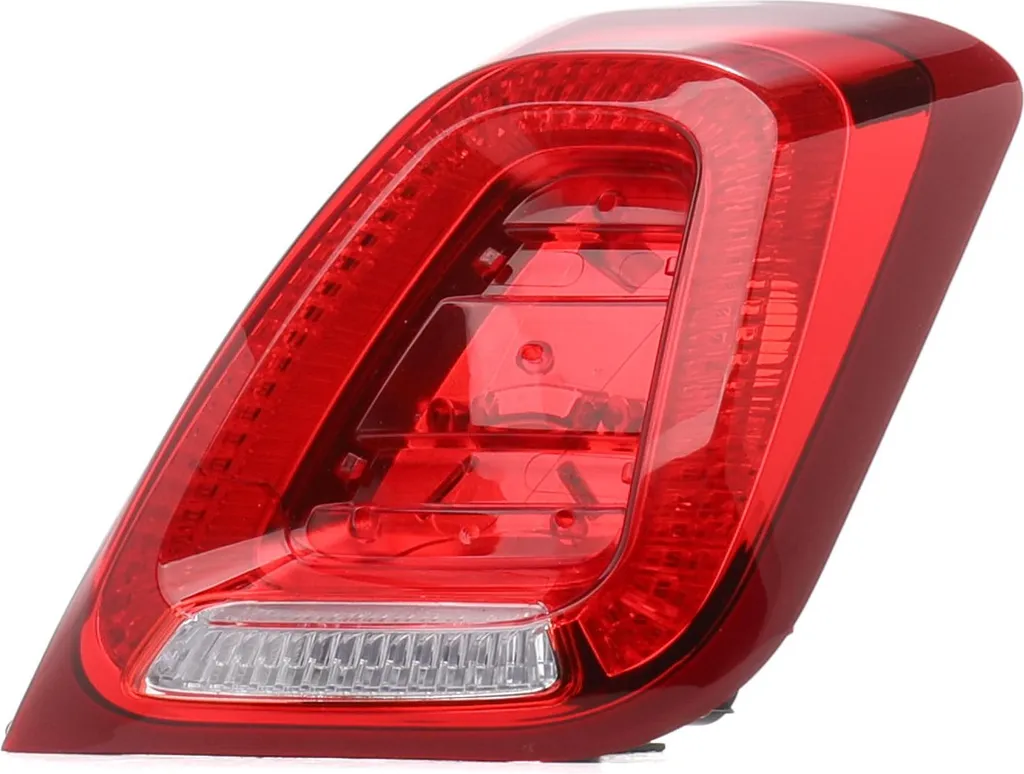 Réparer feu arrière droit cassé FIAT 500 (312) avec l'optique TYC fiable