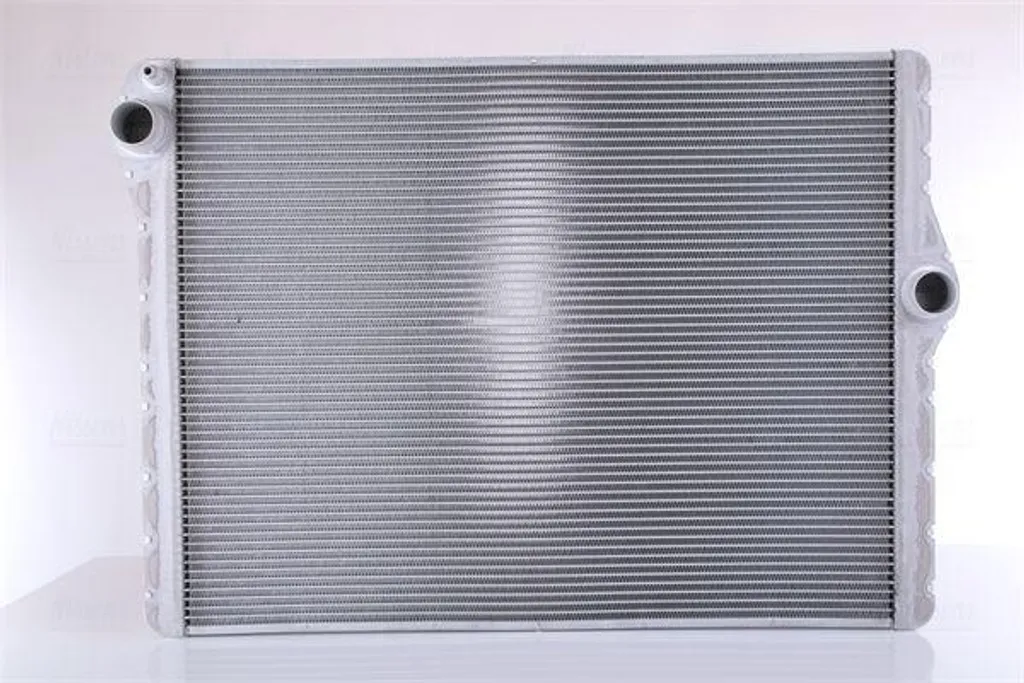 Remplacer le Radiateur de votre BMW Série 5 F10 F11 - NISSENS 60777