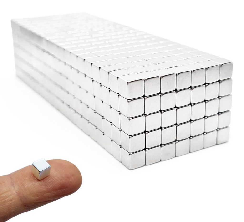 Würfelmagnete Neodym Magnete Extra Stark, Kühlschrankmagnete Magnettafel - 50 Stück - 5x5x5mm