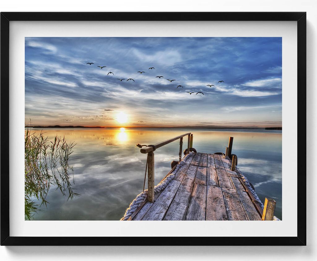 Sonnenuntergang am See– Wandbild mit Rahmen – Gerahmtes Bild – Wanddekoration – 80x60 cm – Schwarz Rahmen