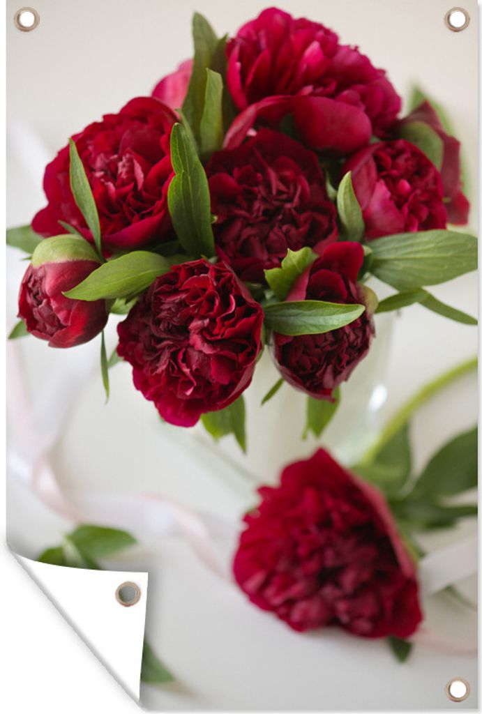 MuchoWow 40x60 cm Outdoor-Poster Gartendeko Sichtschutz Garten Poster für den Garten Ein Strauß roter Pfingstrosen in einer Vase