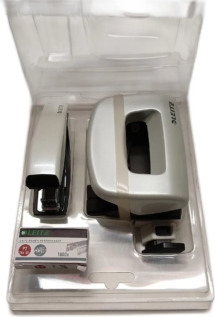 Petit Perforateur 2 Trous Leitz pour Scolaire et Télétravail Blanc