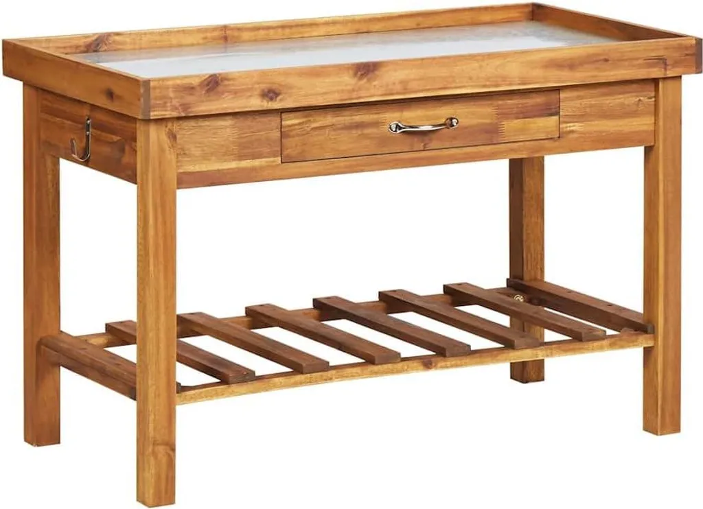 Table de rempotage pour éviter le mal de dos lors du jardinage extérieur