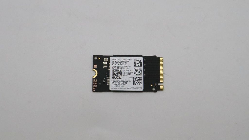 Lenovo 256GB M.2 NVMe SSD with PCIe Zdjęcie produktu 