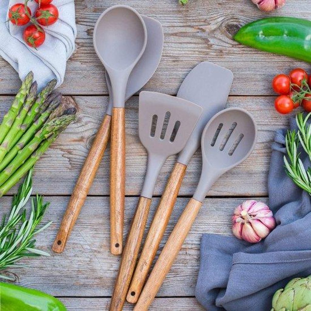 5-teiliges Küchenutensilien-Set aus Silikon und Akazienholz, hitzebeständig bis 240°C