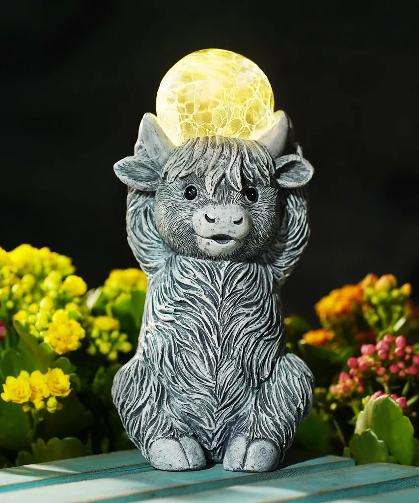 Décoration de Terrasse Solaire Vache Ecossaise - Cadeau Original Jardin