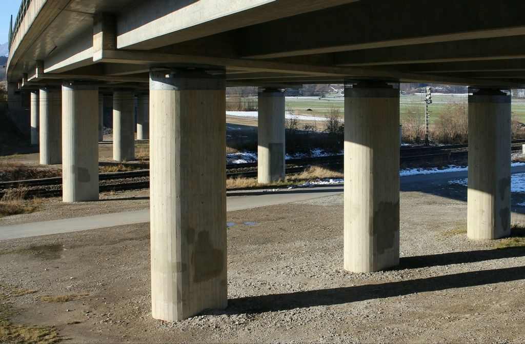 hansepuzzle 50392 - Brücke Puzzle, 500 Teile, Fortbewegung, 46,0 x 30,0cm mit hochwertiger Aufbewahrung, Kartonbox und wiederverschließbarem Beutel