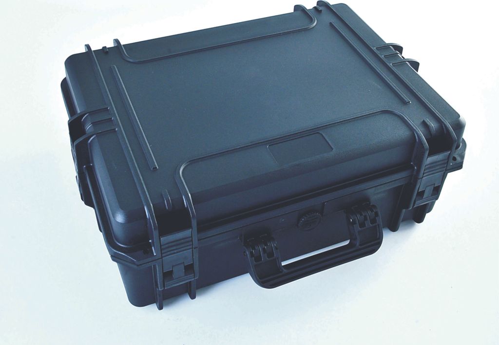 MAX 505 wasserdichter und staubdichter Koffer in schwarz IP 67