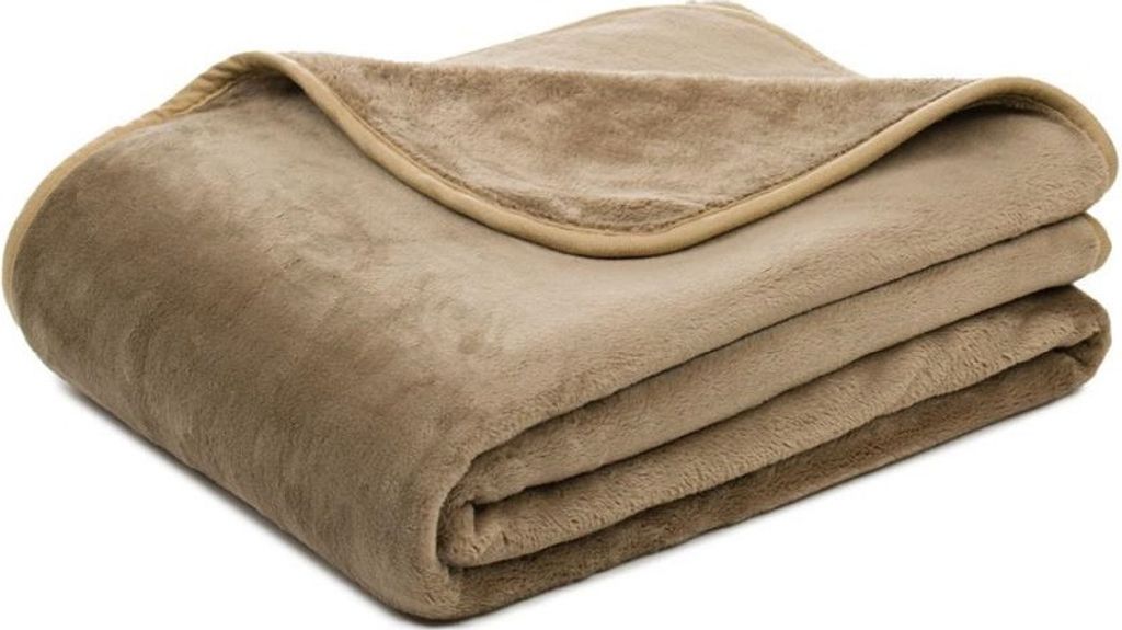Gözze Kuscheldecke aus 100 % recycelten PET-Flaschen taupe Produktbild 