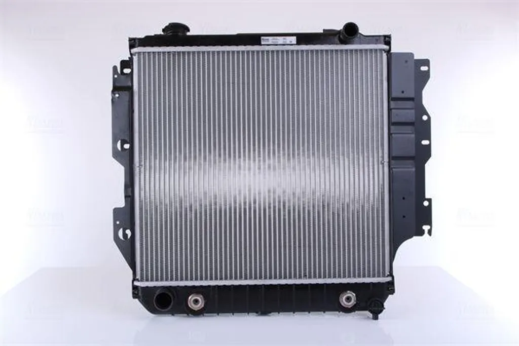 Évitez la surchauffe moteur avec le radiateur Nissens 61015 pour Wrangler