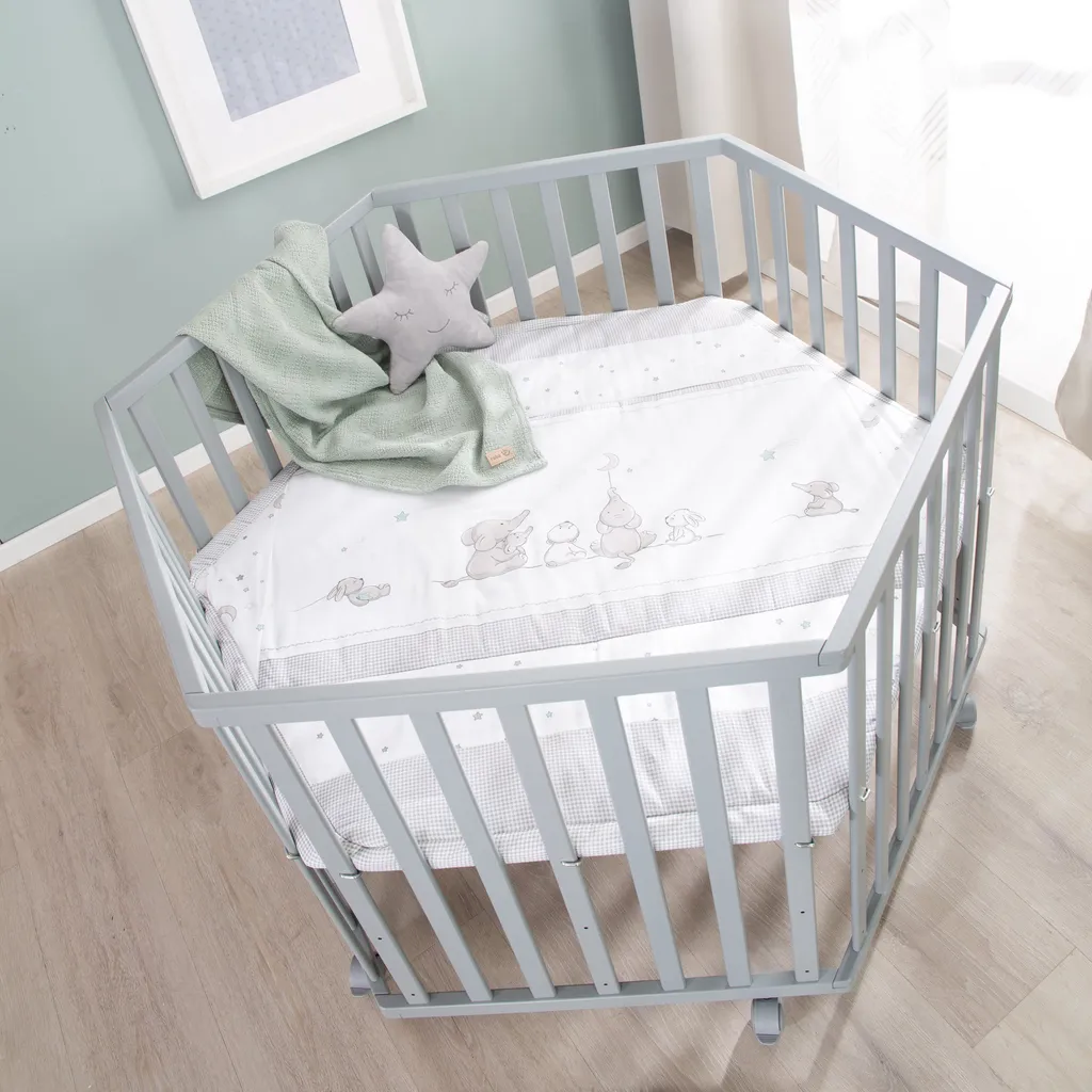 Parc Hexagonal Ajustable roba : Évitez le Mal de Dos et Sécurisez Bébé