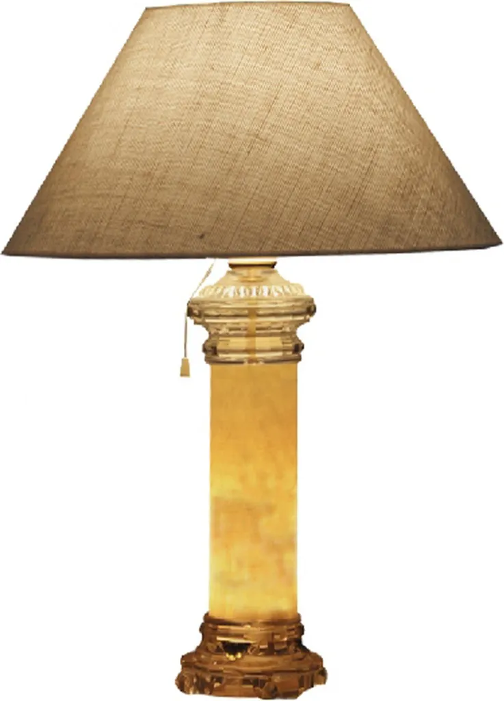 Lampadaire XXL Style Antique pour Sublimer un Espace de Vie Sombre