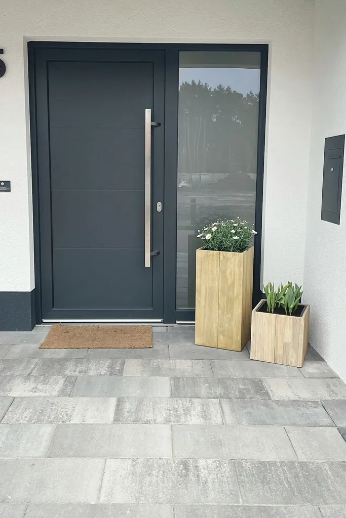 Bac à Plantes Stable et Robuste en Bois Brun pour Intérieur Moderne